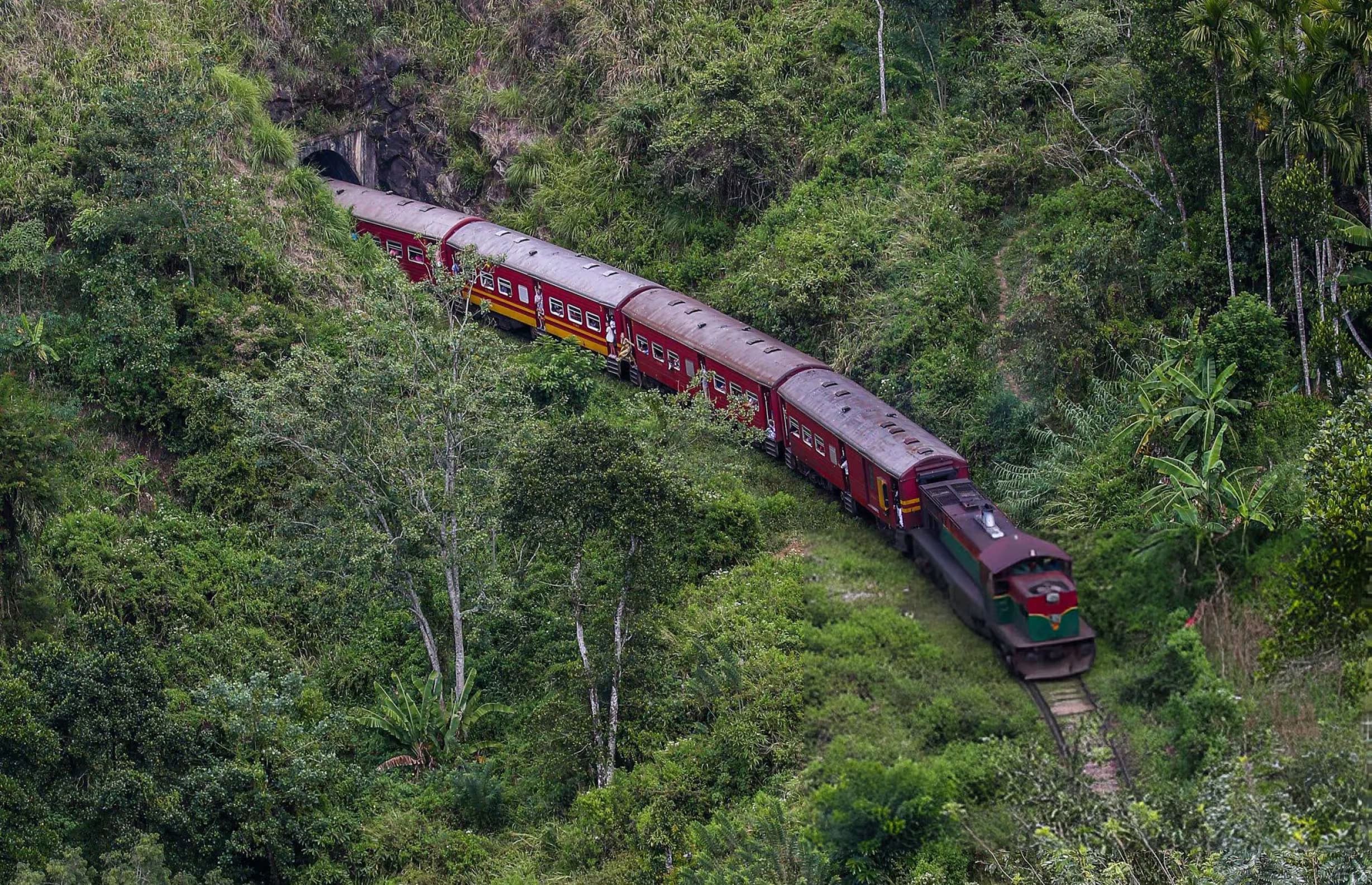 Srilankan Old Locomotive Through Tunnel